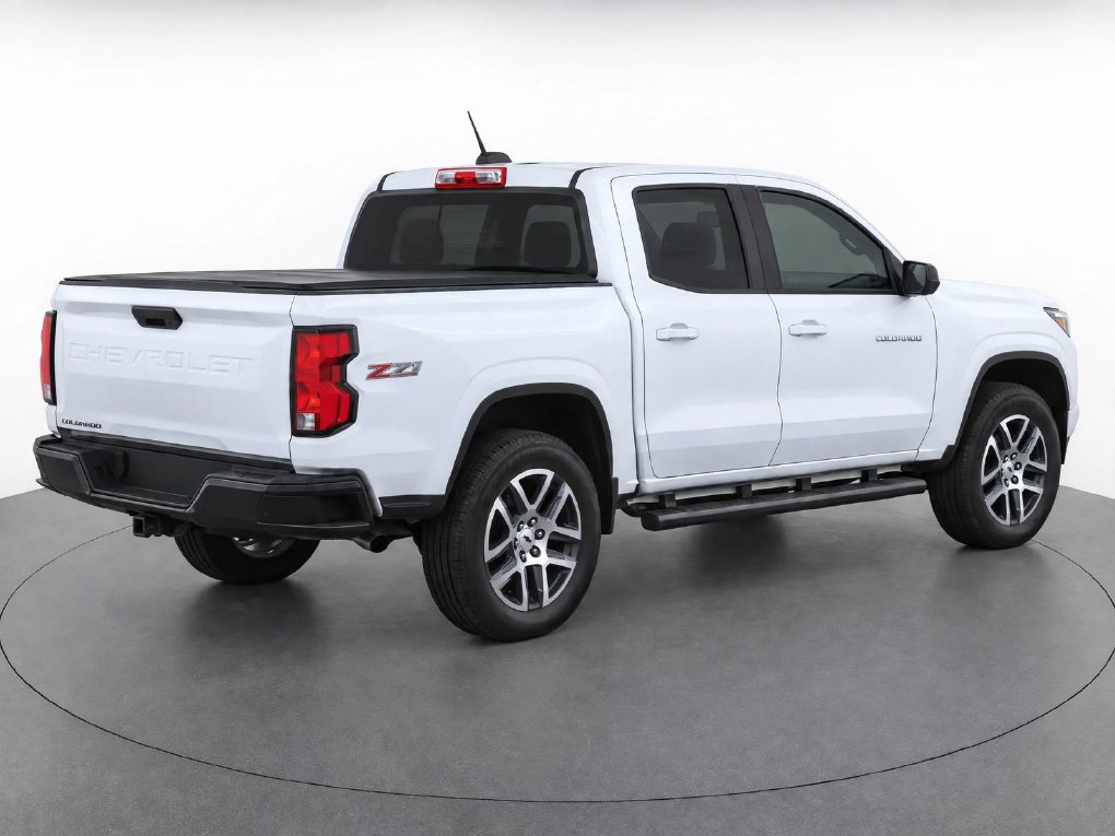 Used 2023 Chevrolet Colorado Z71 w/ Z71 Convenience Package 2 AWD/4WD image 6