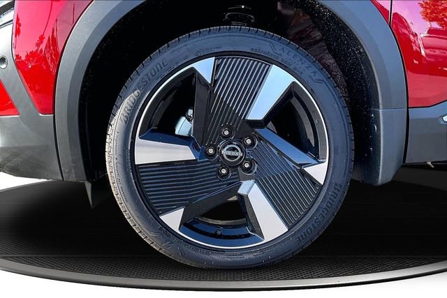 New 2026 Nissan Kicks SR image 13