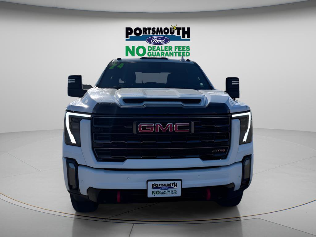 Used 2024 GMC Sierra 2500 AT4 w/ AT4 Premium Plus Package AWD/4WD image 10