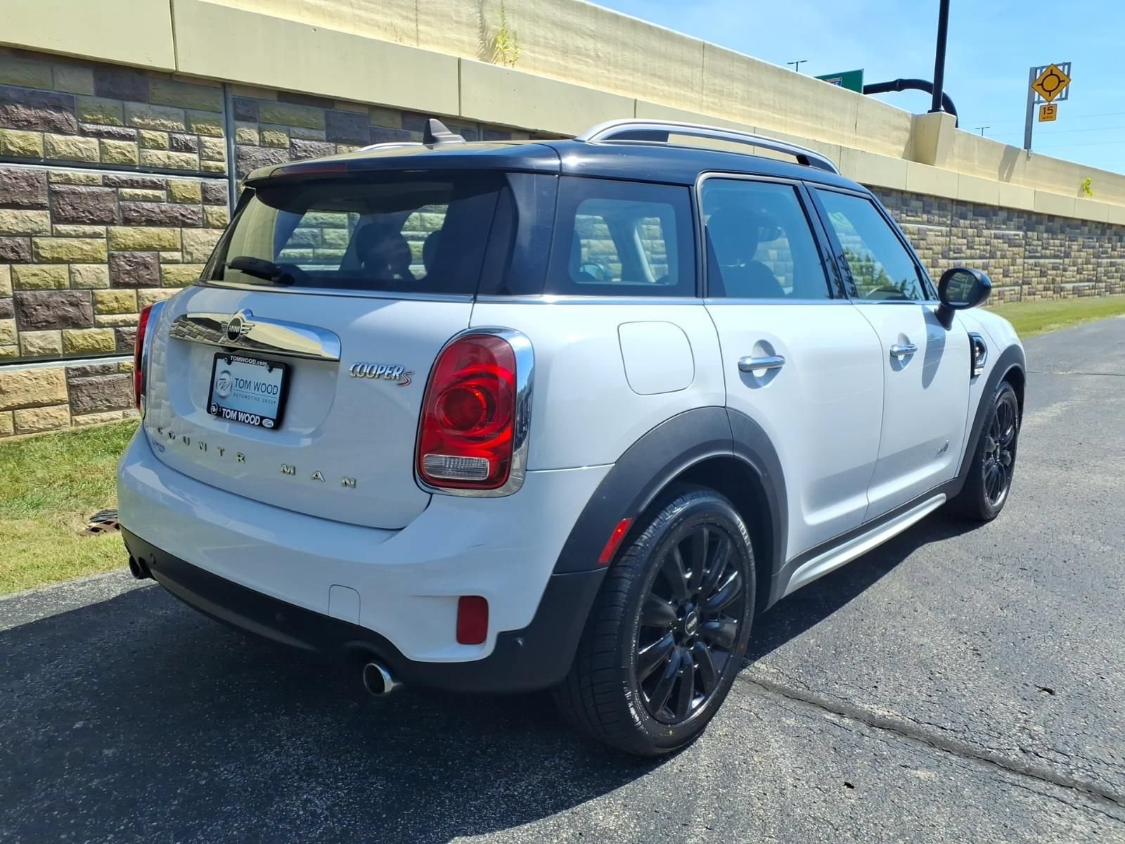 Used 2019 MINI Cooper Countryman S w/ Premium Package AWD/4WD image 10