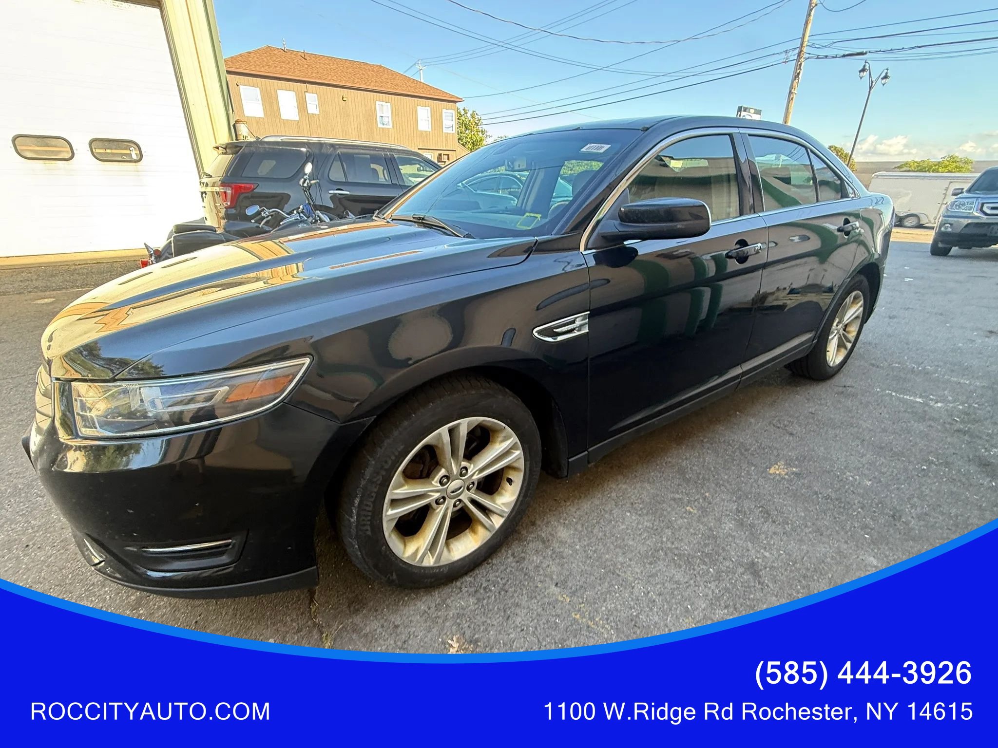 Used 2016 Ford Taurus SEL w/ Equipment Group 201A FWD image 1
