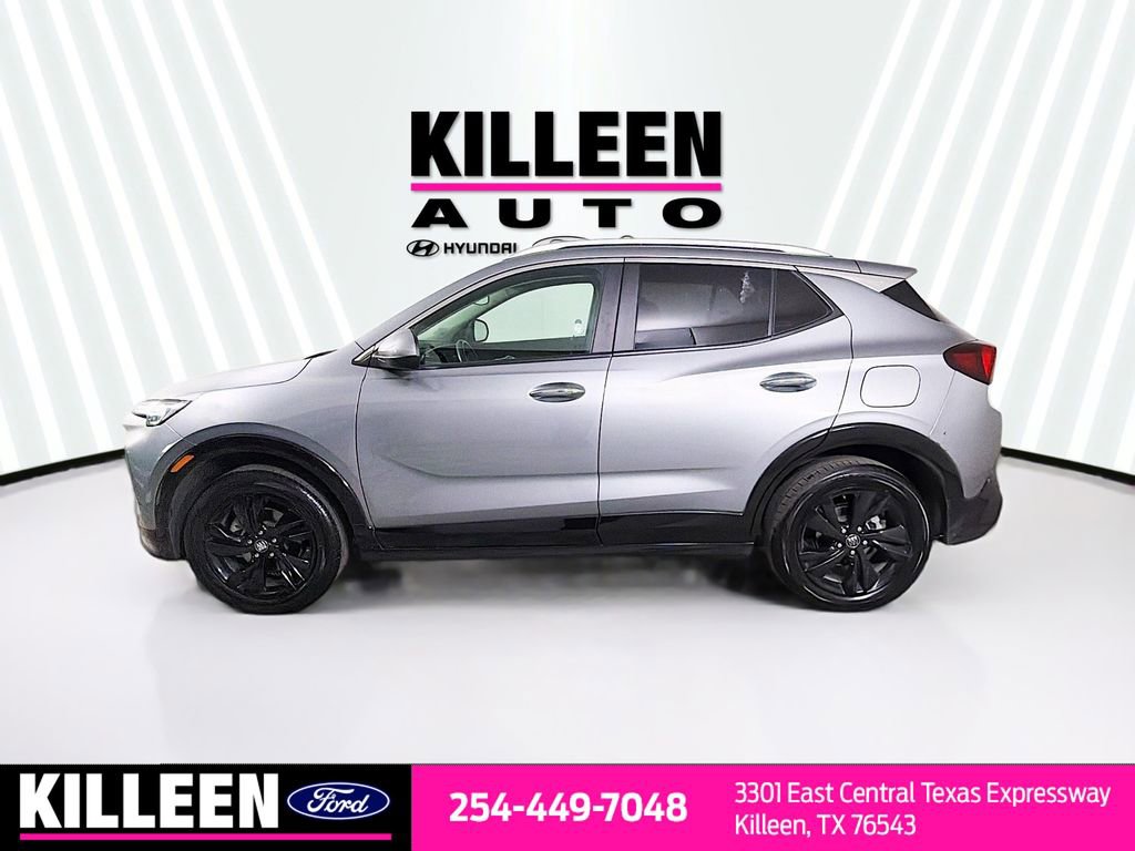 Used 2024 Buick Encore GX Sport Touring image 4