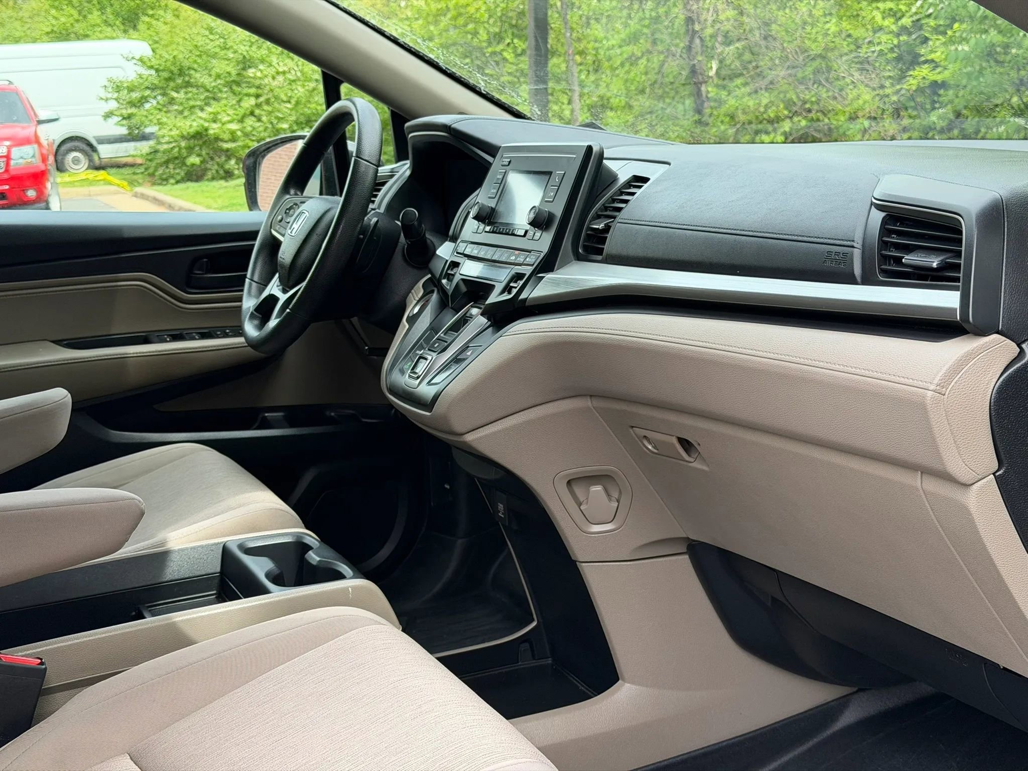 Used 2018 Honda Odyssey LX image 14