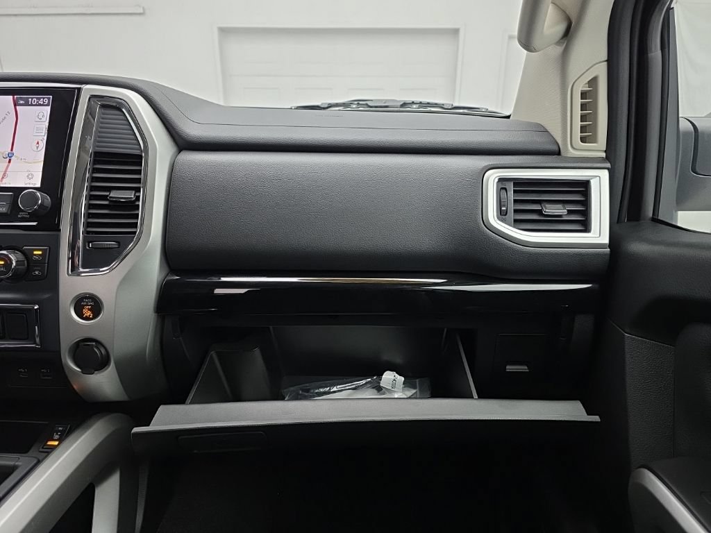Used 2021 Nissan Titan SV w/ SV Convenience Package AWD/4WD image 41
