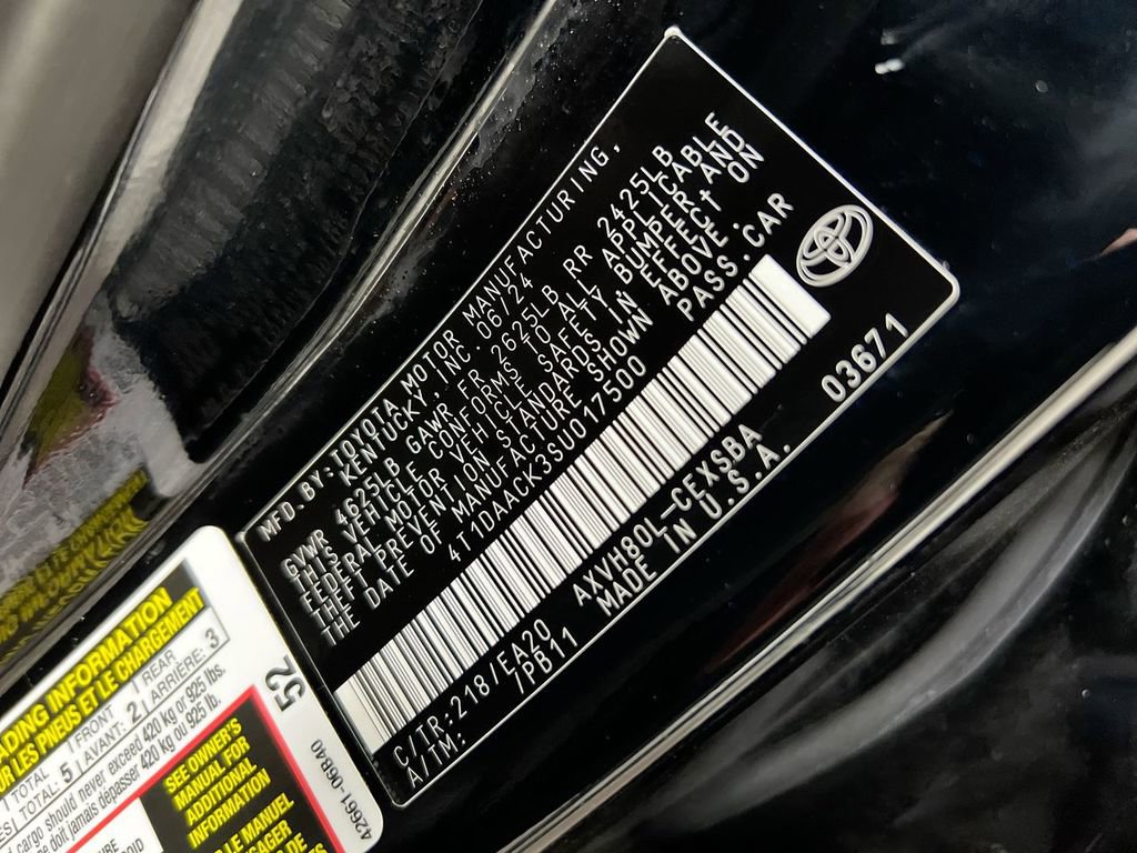 Used 2025 Toyota Camry SE FWD image 28