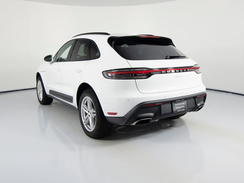 Certified 2025 Porsche Macan image 8