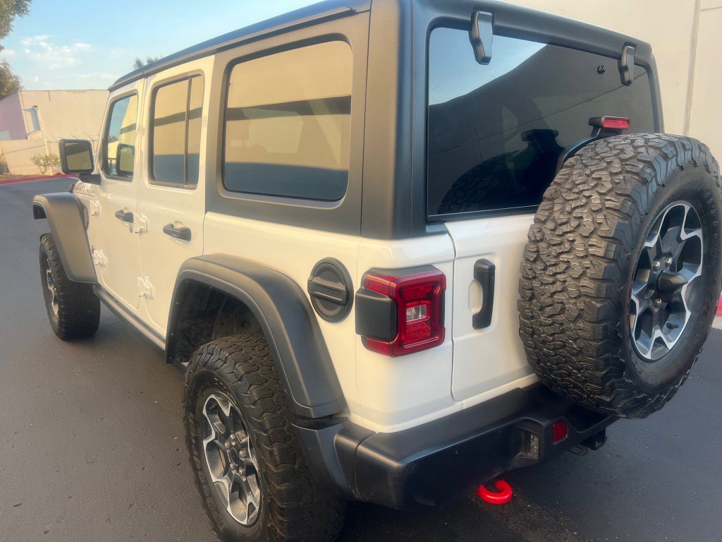 Used 2025 Jeep Wrangler Unlimited Rubicon image 9