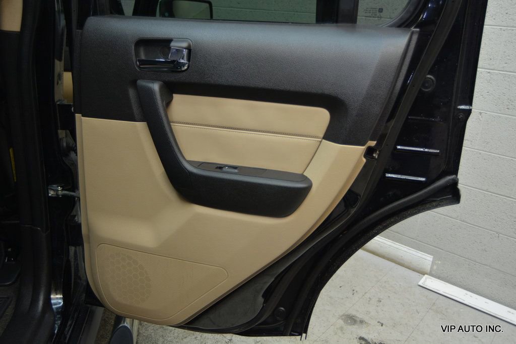 Used 2006 HUMMER H3 image 10