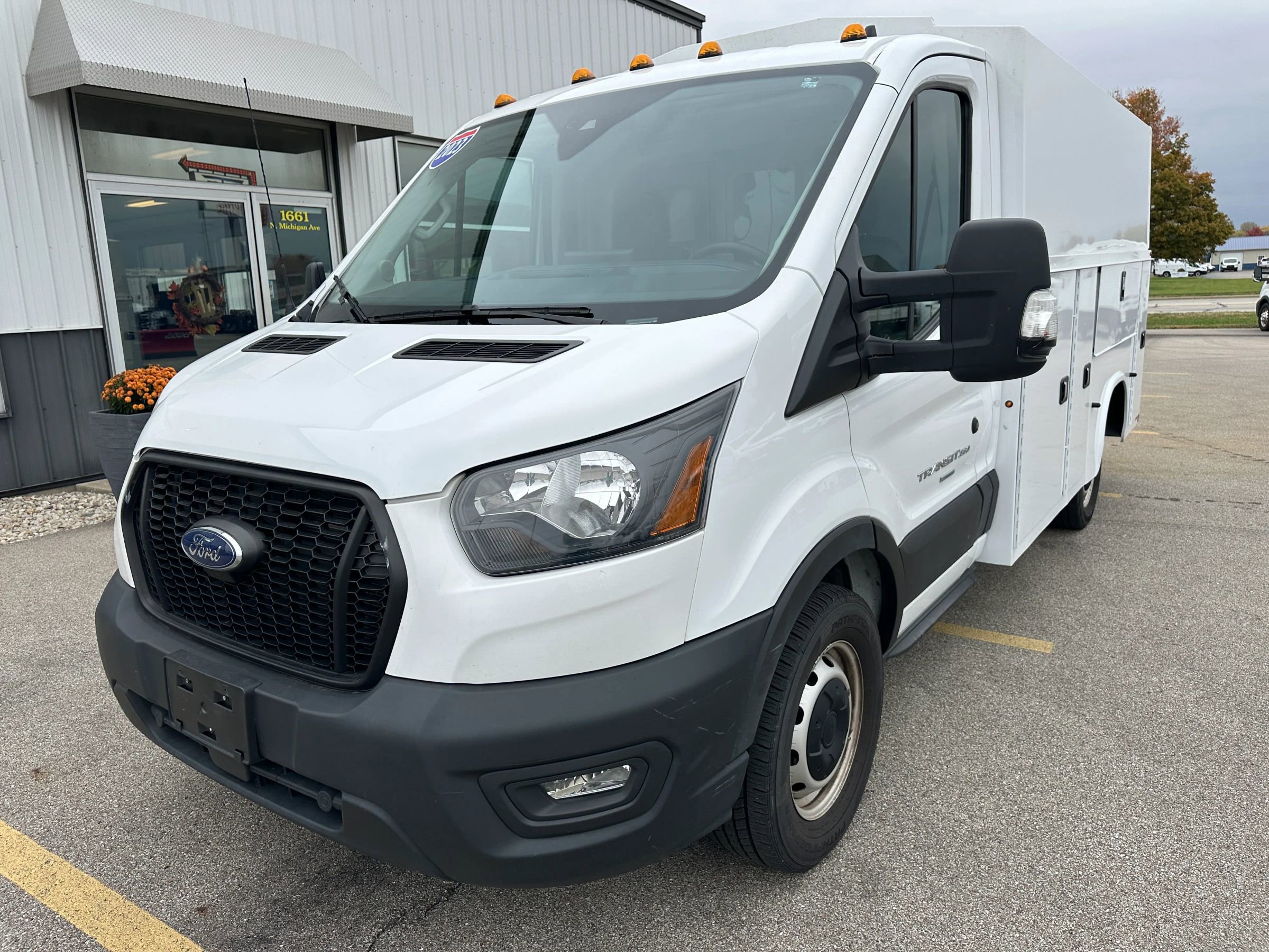 Used 2023 Ford Transit 350 w/ Interior Upgrade Package image 17