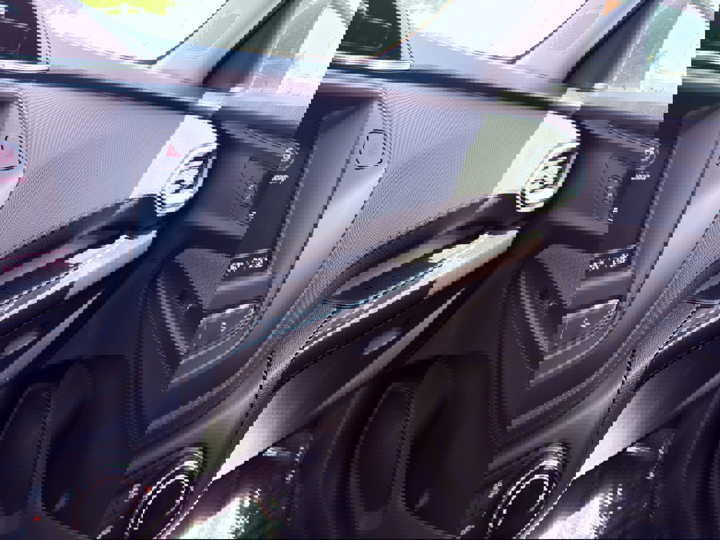 Used 2022 Chevrolet TrailBlazer LS FWD image 34