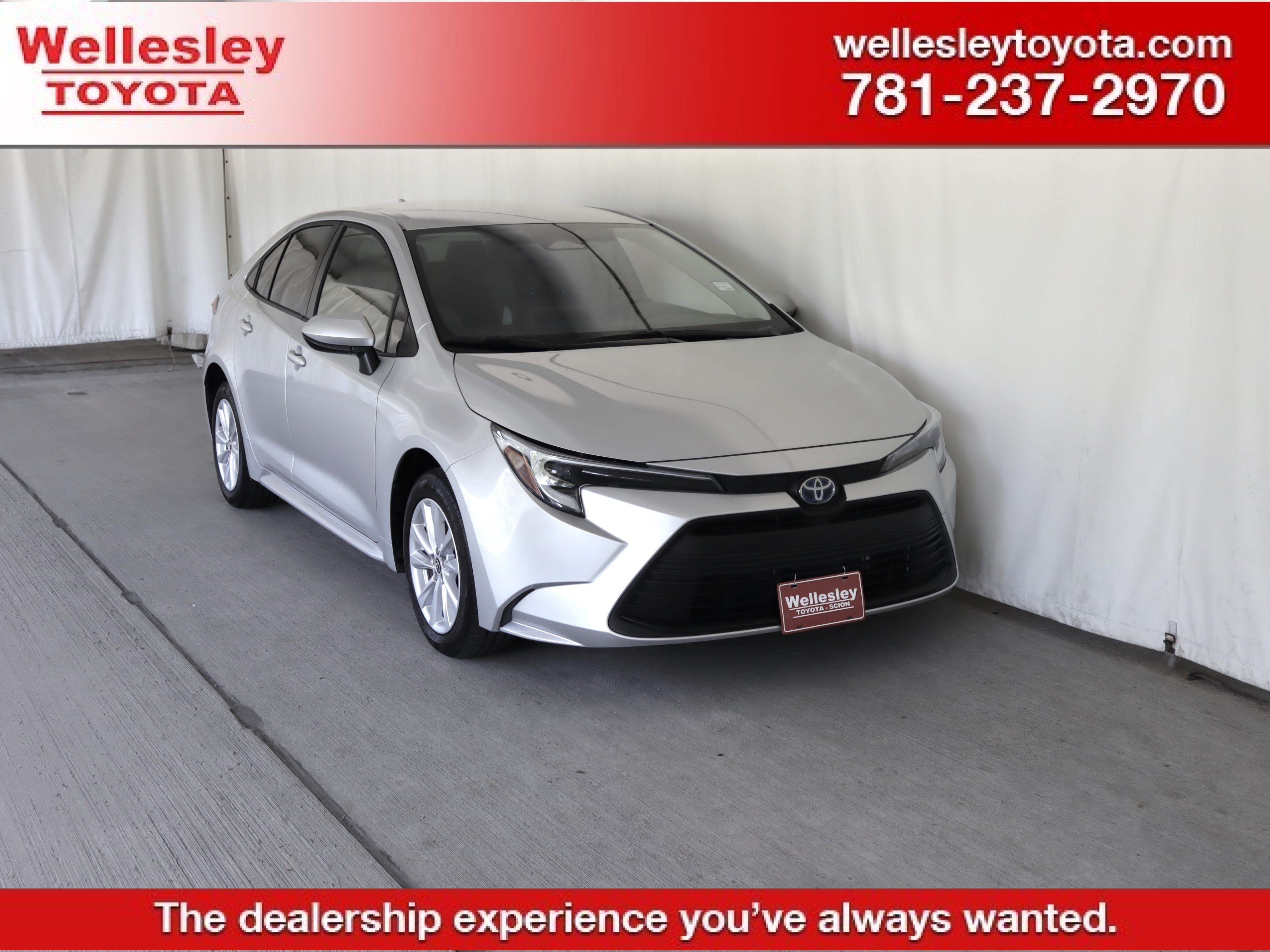 Used 2025 Toyota Corolla LE w/ LE Premium Package