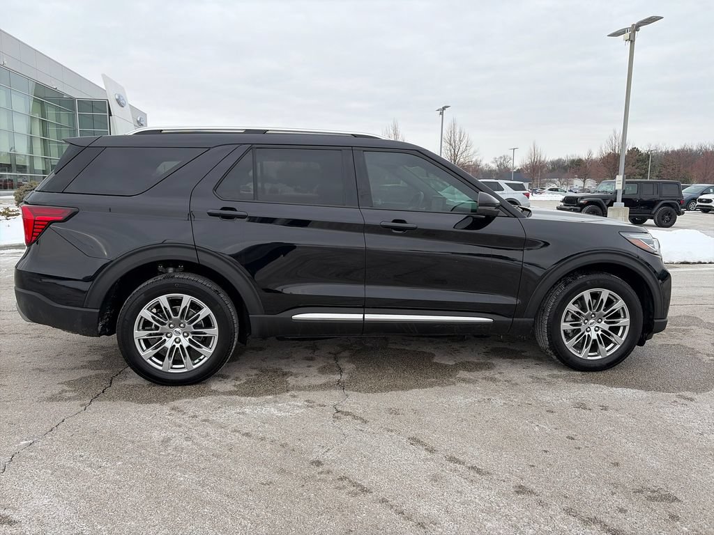 Used 2025 Ford Explorer Platinum AWD/4WD image 8