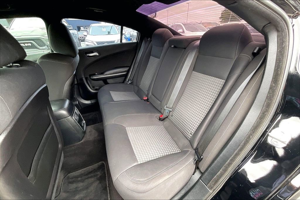 Used 2019 Dodge Charger R/T RWD image 36