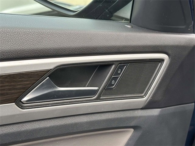 Certified 2022 Volkswagen Atlas SE w/ Panoramic Sunroof Package image 14