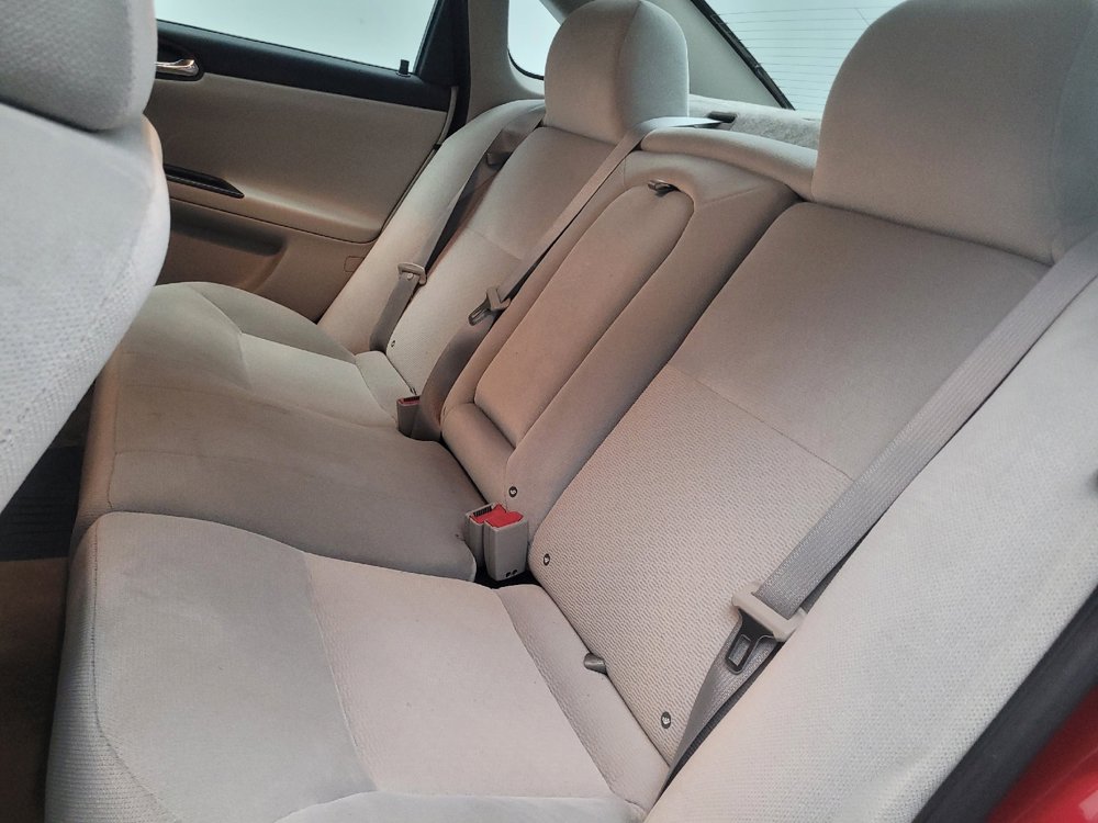 Used 2015 Chevrolet Impala LT w/ LT Sunroof Package FWD image 18