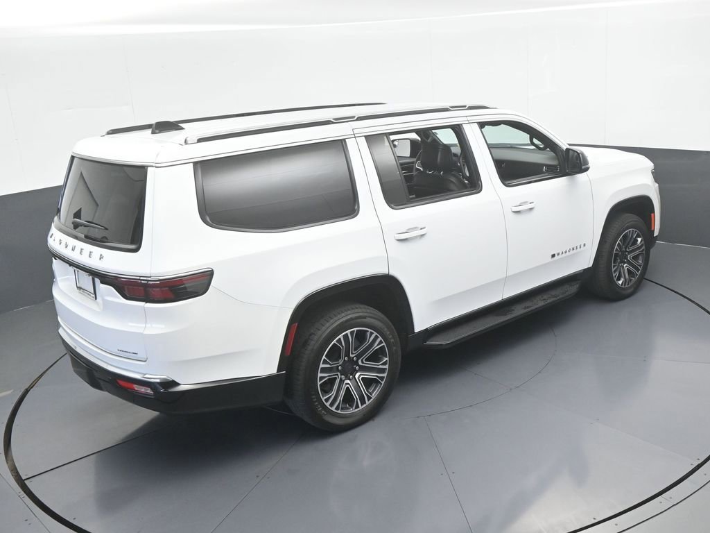 Used 2024 Jeep Wagoneer Series II image 57