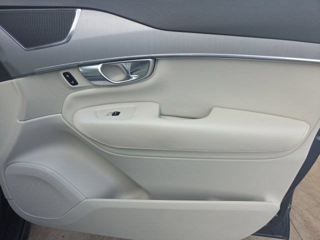 Used 2023 Volvo XC90 B5 Core AWD/4WD image 41