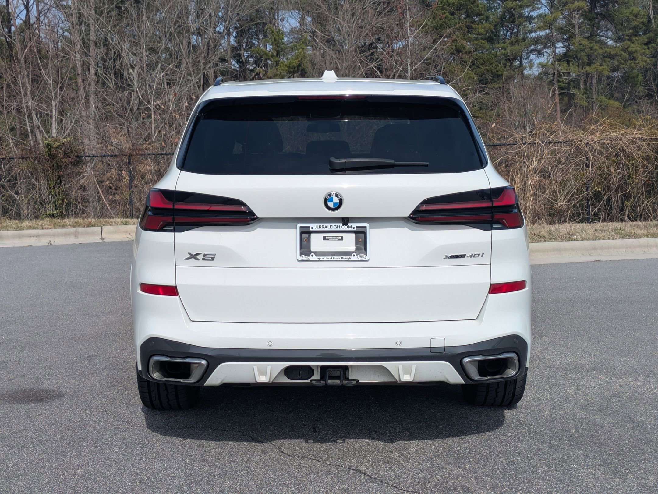 Used 2024 BMW X5 xDrive40i w/ M Sport Package image 6