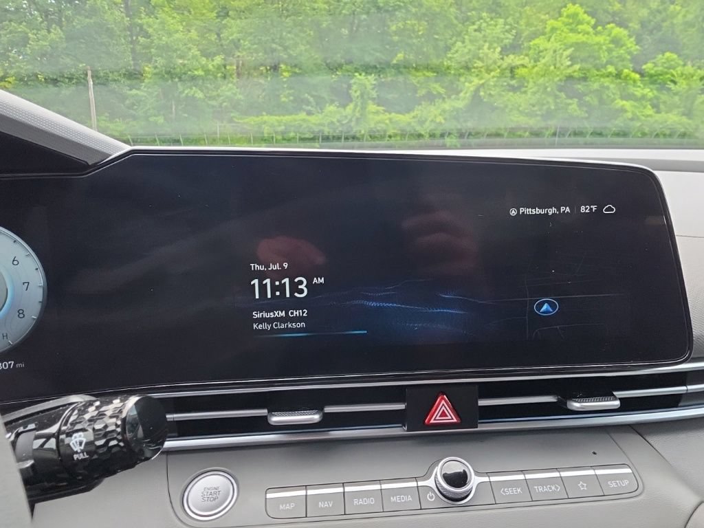 Used 2024 Hyundai Elantra SEL FWD image 19