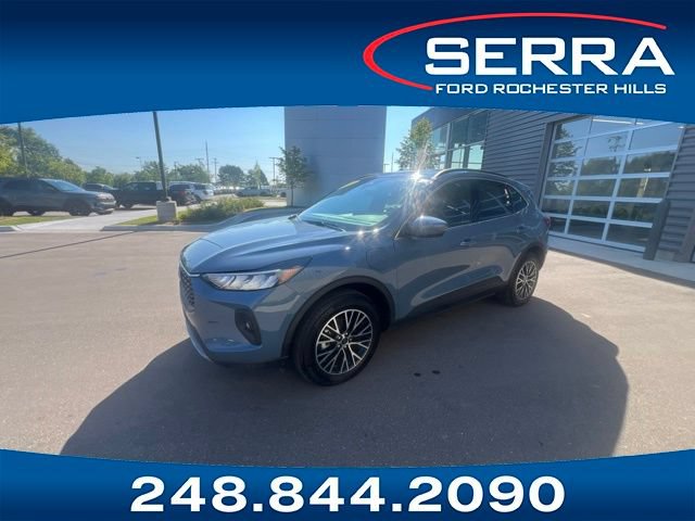 Used 2025 Ford Escape SE FWD image 1