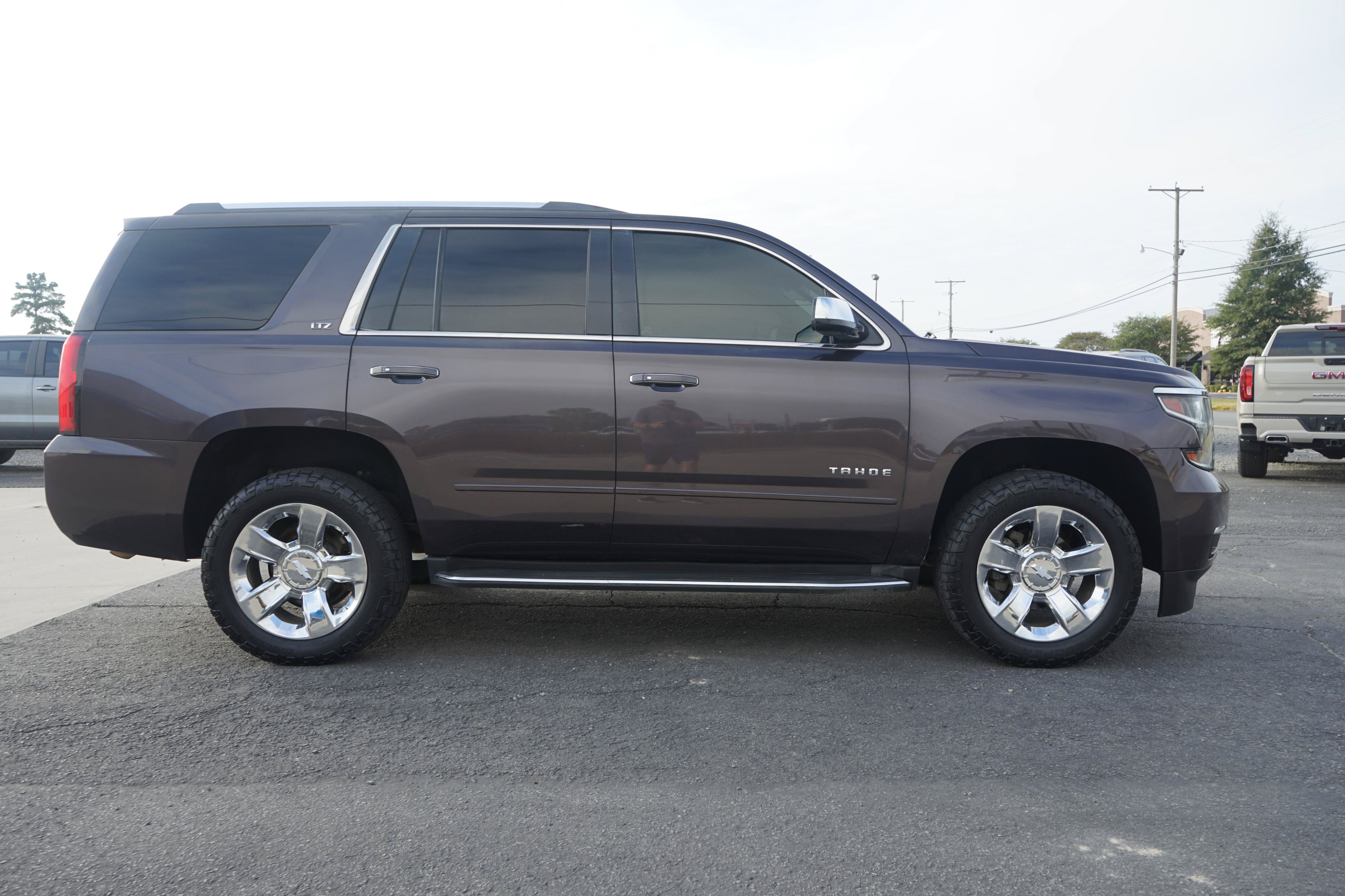 Used 2016 Chevrolet Tahoe LTZ AWD/4WD image 6