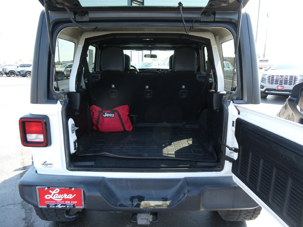 Used 2018 Jeep Wrangler Unlimited Sport S AWD/4WD image 16