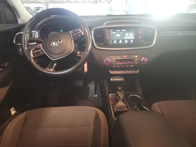 Used 2020 Kia Sorento LX w/ LX I4 Convenience Package image 5