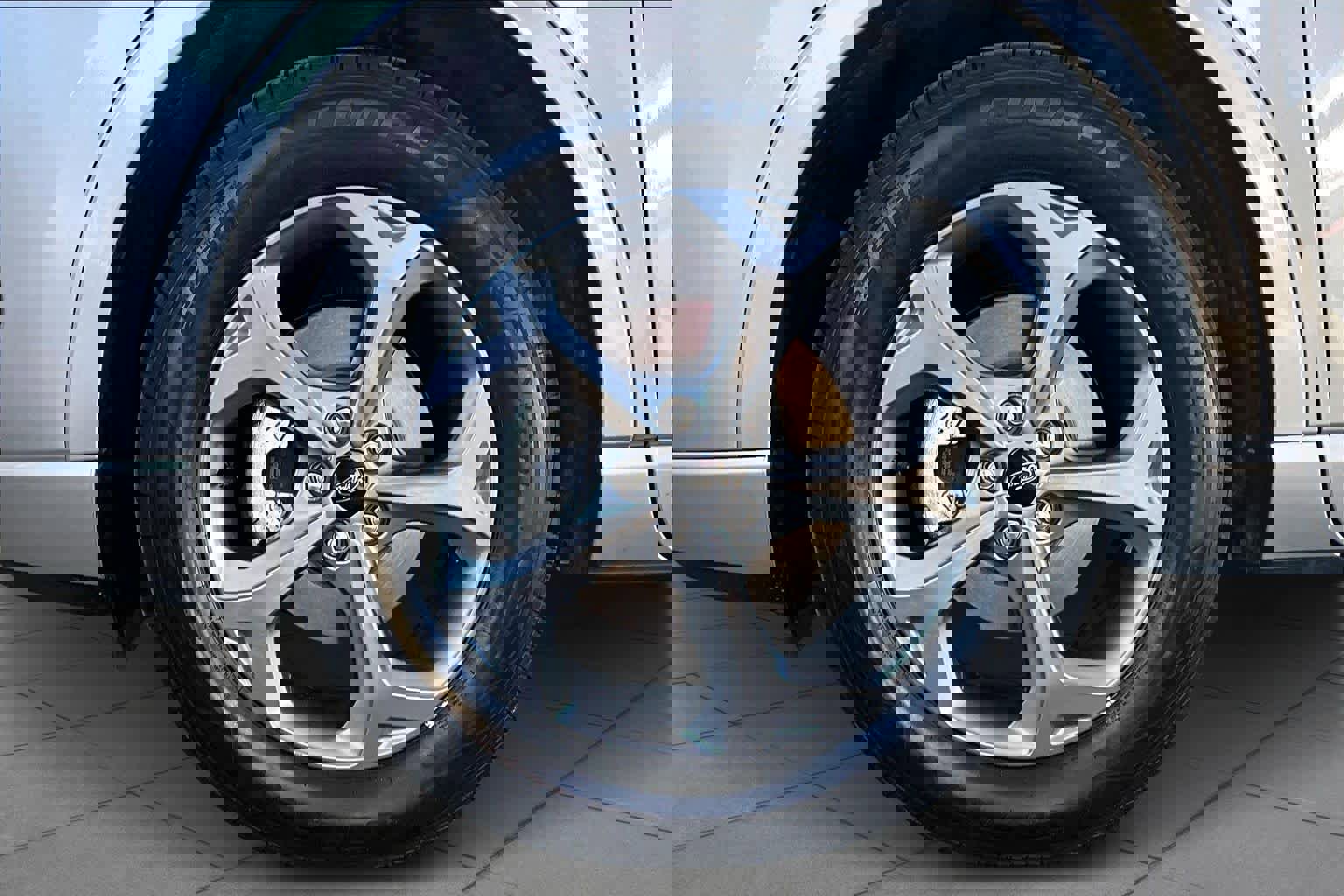 Used 2024 Ford Escape ST-Line image 11