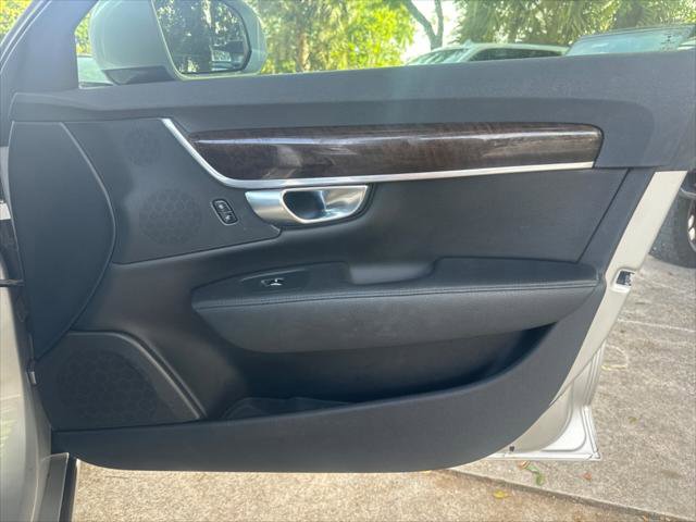 Used 2018 Volvo S90 T5 Momentum w/ Convenience Package FWD image 21