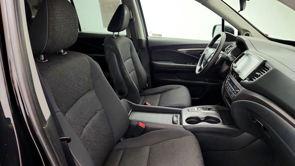 Used 2021 Honda Ridgeline Sport image 22