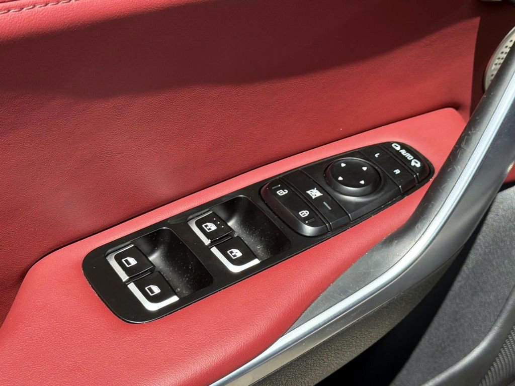 Used 2018 Kia Stinger GT2 image 17