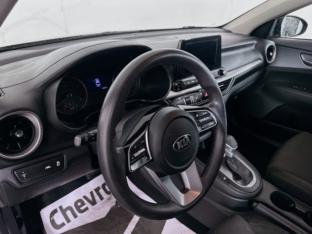 Used 2021 Kia Forte LXS image 9