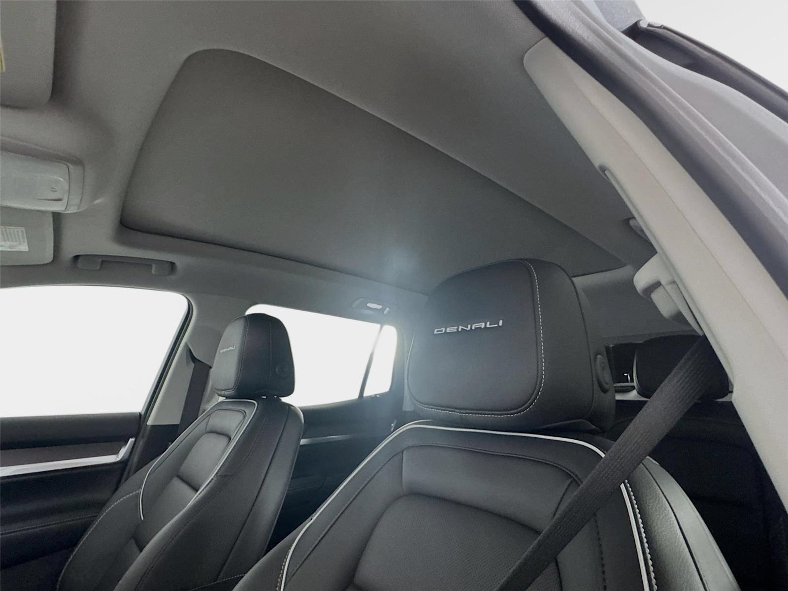 New 2026 GMC Terrain Denali AWD/4WD image 14