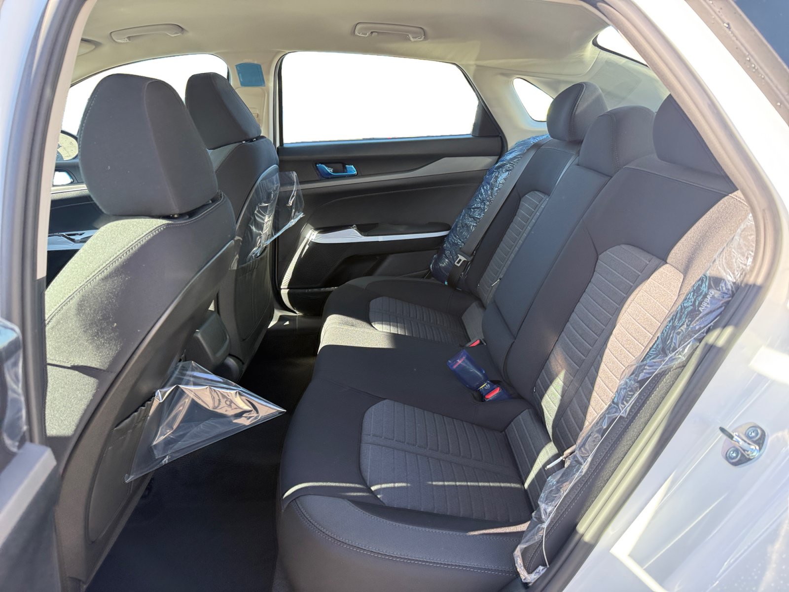 New 2026 Kia K5 LXS FWD image 16