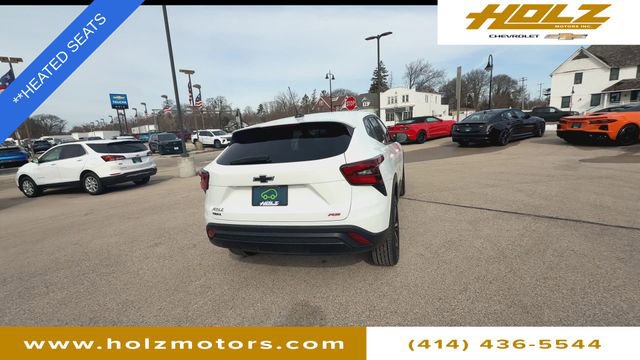 Certified 2024 Chevrolet Trax RS w/ Driver Confidence Package image 7