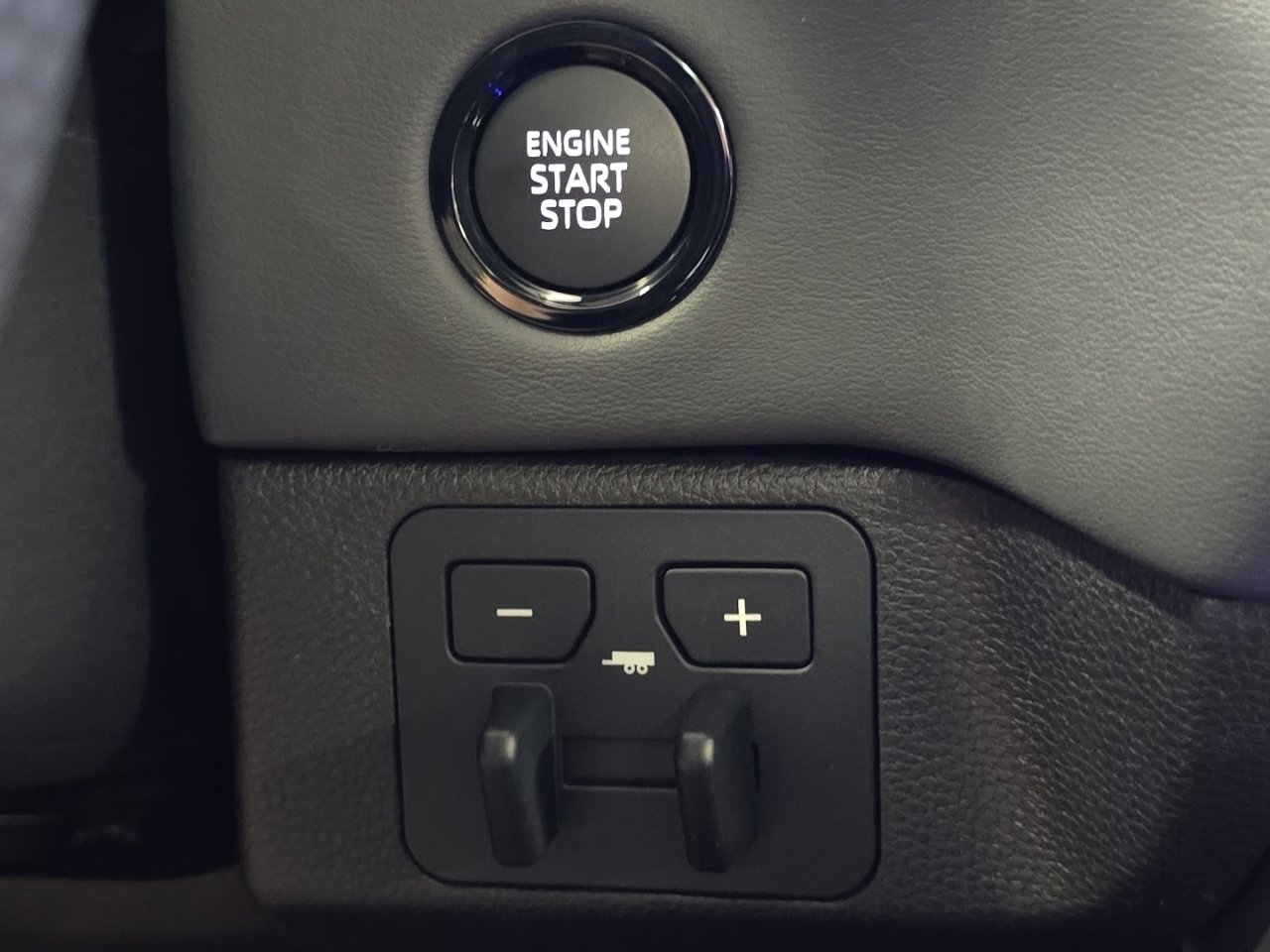 New 2026 Toyota Tundra Platinum image 10