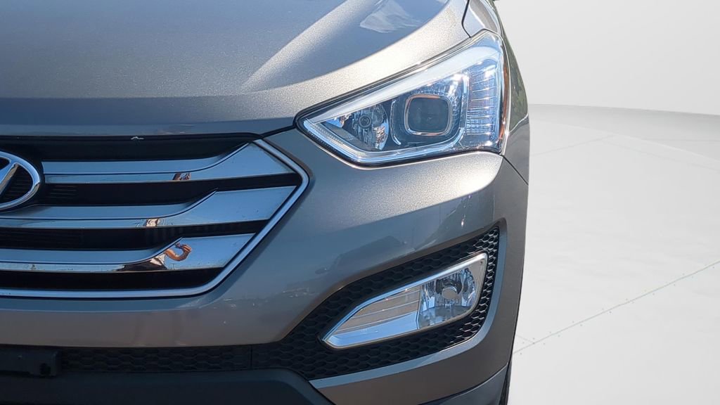 Used 2015 Hyundai Santa Fe Sport 2.0T w/ Option Group 05 AWD/4WD image 26