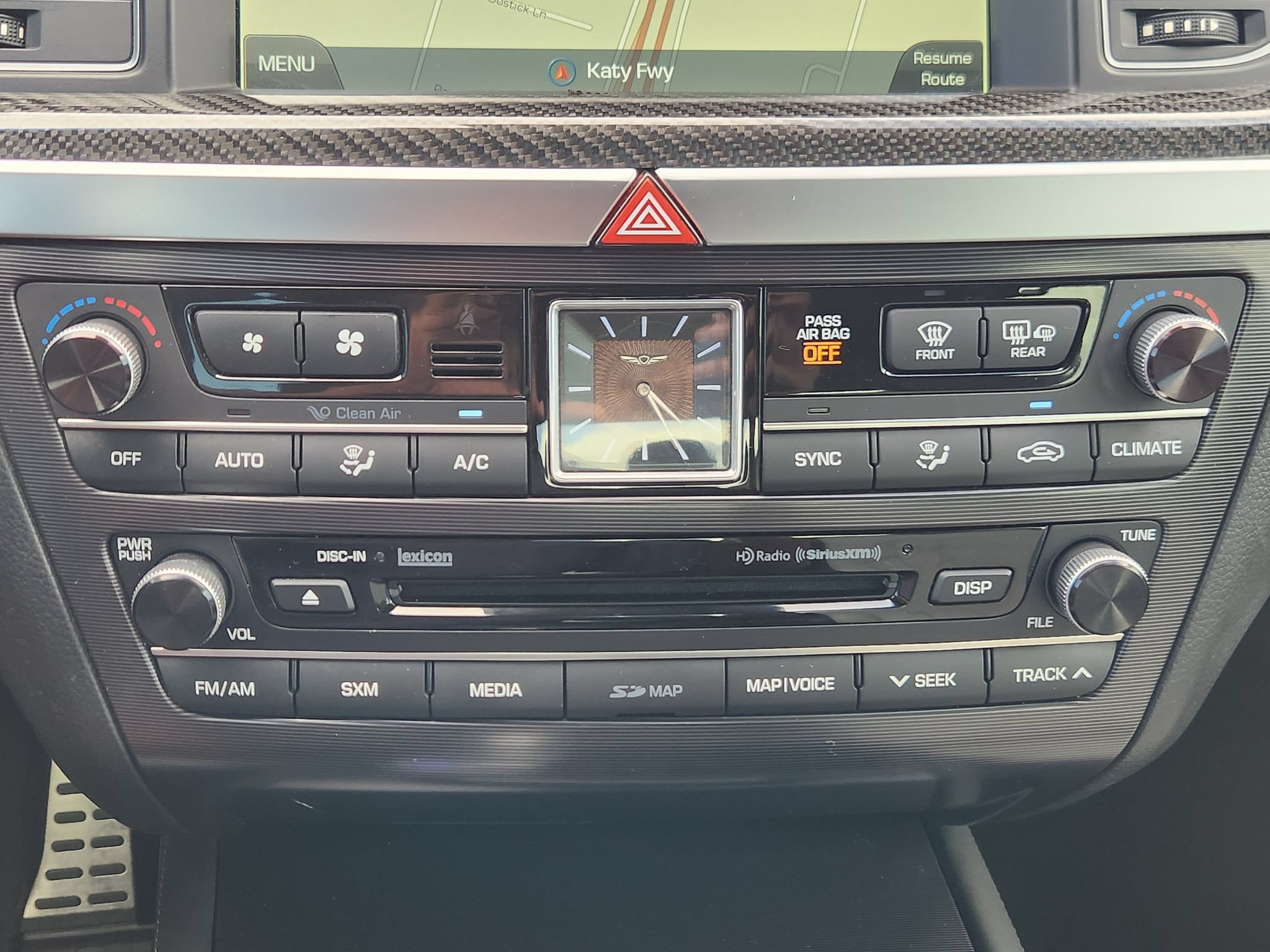 Used 2018 Genesis G80 3.3T Sport RWD image 18