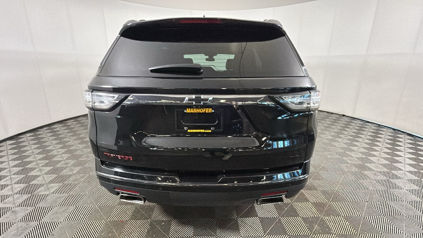 Used 2021 Chevrolet Traverse Premier w/ Redline Edition AWD/4WD image 4