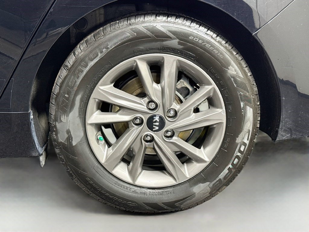 Used 2020 Kia Optima LX FWD image 35