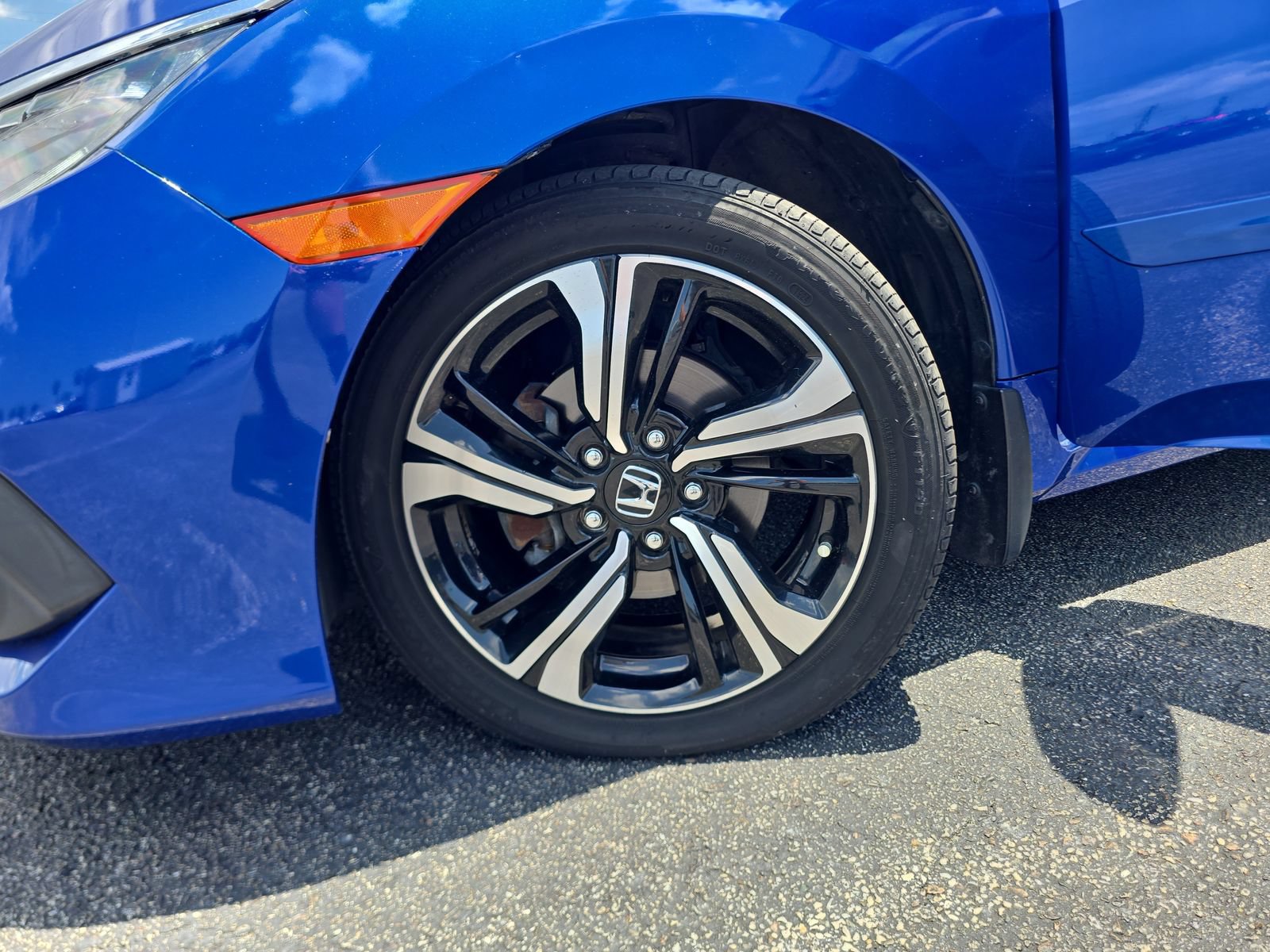 Used 2016 Honda Civic Touring image 28