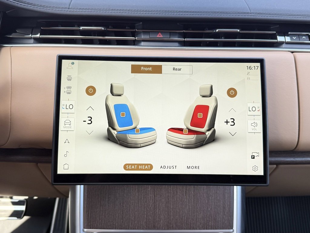 New 2025 Land Rover Range Rover SE image 25