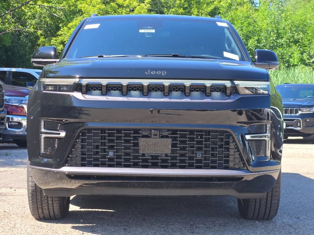 New 2026 Jeep Grand Wagoneer L Limited w/ Convenience Group I AWD/4WD image 5