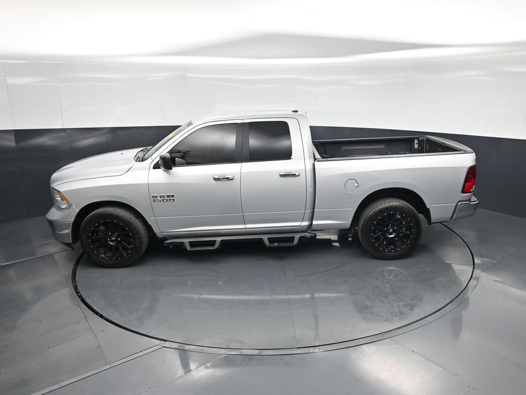 Used 2018 RAM 1500 Classic SLT RWD image 35