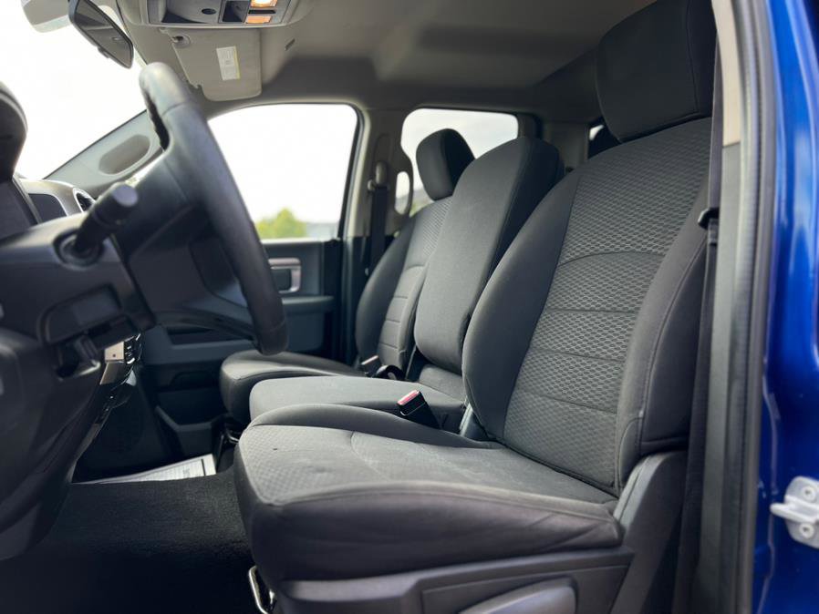 Used 2019 RAM 1500 Classic Warlock image 32