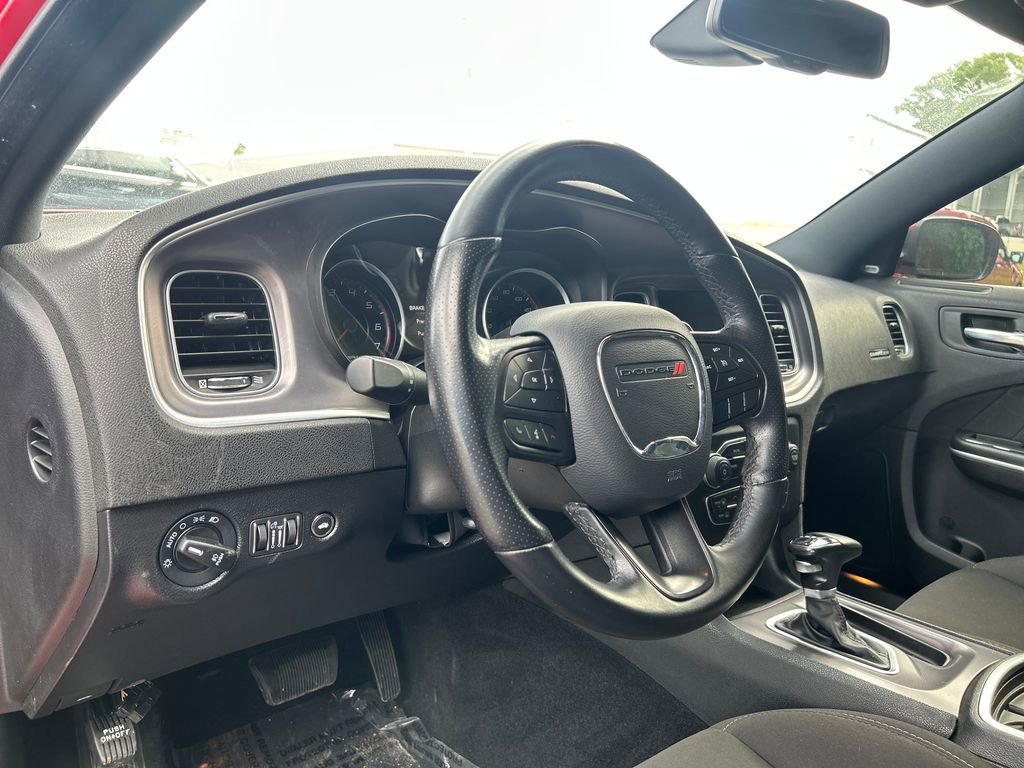 Used 2022 Dodge Charger R/T RWD image 10