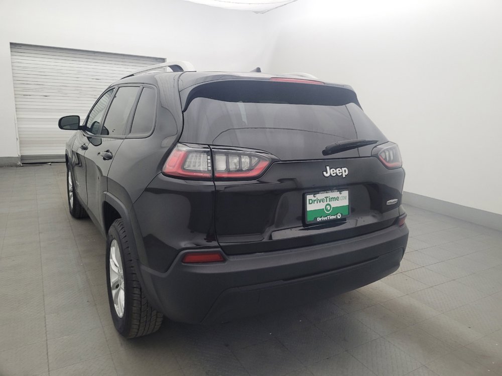 Used 2020 Jeep Cherokee Latitude FWD image 5