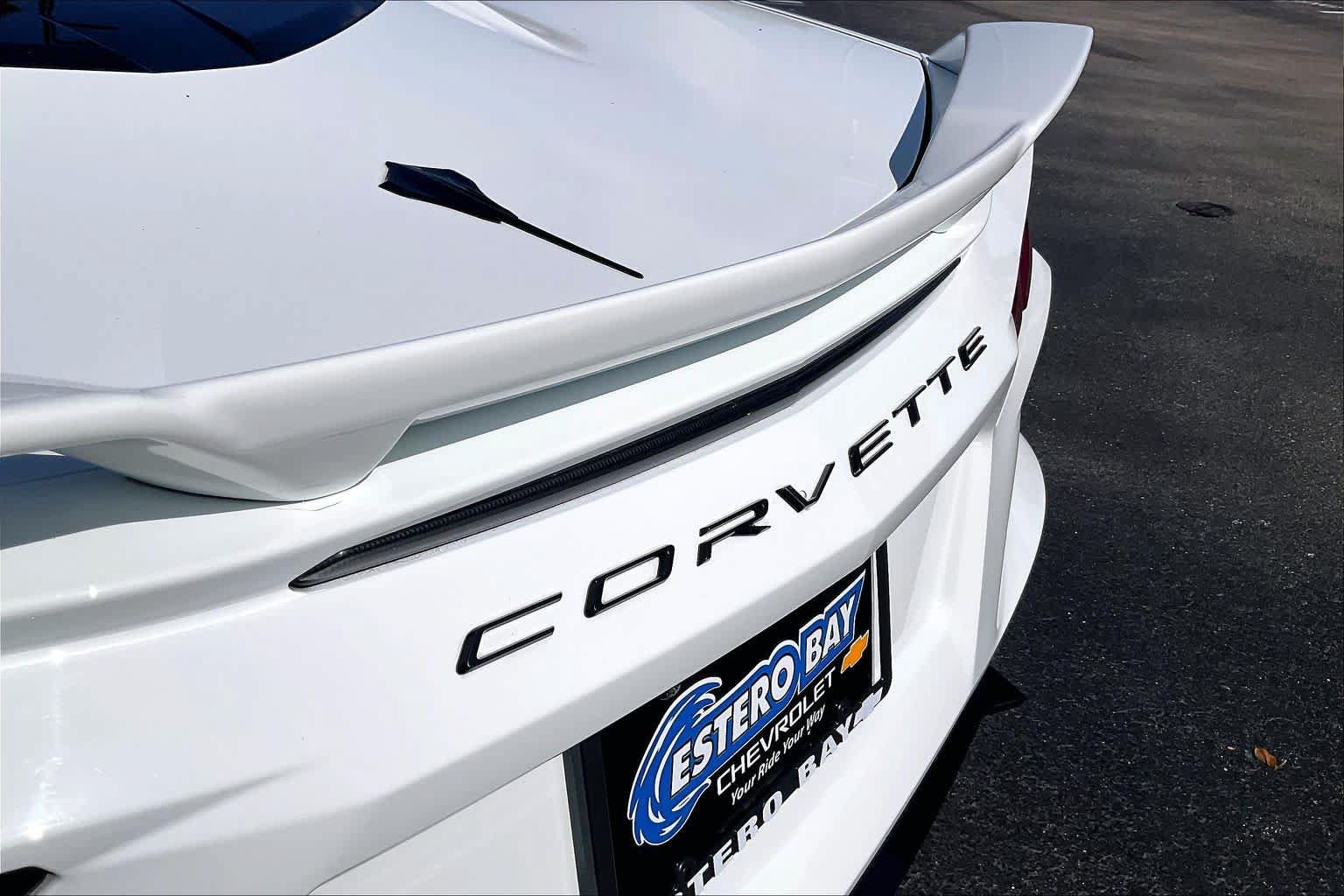 Certified 2021 Chevrolet Corvette Stingray Preferred Cpe w/ Engine Appearance Package RWD image 9