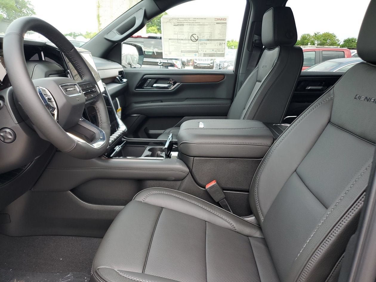 New 2026 GMC Yukon XL Denali RWD image 19