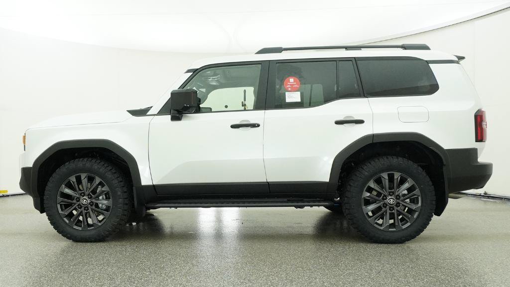 New 2027 Toyota XLT RWD image 22